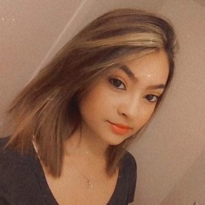 Meet your Posher, Myra